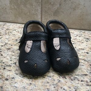 Monkey Feet Baby Moccasins Size 6-12